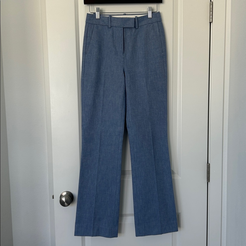 J. Crew Chambray Trousers. Size 000
Only worn once.